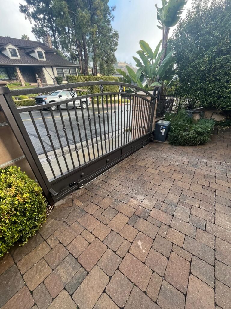 IMG-20250406-WA0052 finding reliable electric gate repair services in los angeles