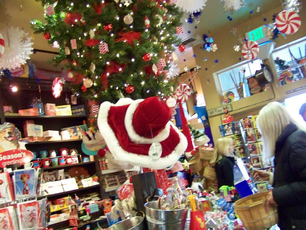 Gate Repair in Windsor Square, CA Fence install in Windsor Square, CA Fence Repair in Windsor Square, CA Gate Repair in Windsor Square, CA Garage Door install in Windsor Square, CA Gate Install in Windsor Square, CA Gate Access Control in Windsor Square, CA