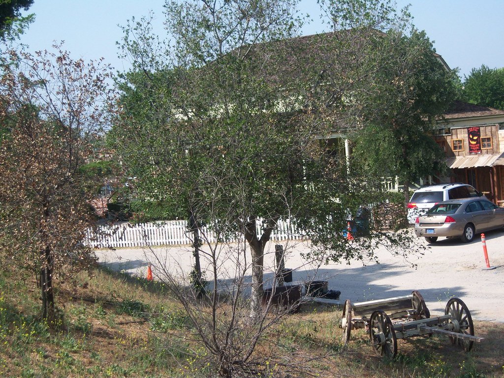 Gate Repair in Castaic Junction, CA Fence install in Castaic Junction, CA Fence Repair in Castaic Junction, CA Gate Repair in Castaic Junction, CA Garage Door install in Castaic Junction, CA Gate Install in Castaic Junction, CA Gate Access Control in Castaic Junction, CA